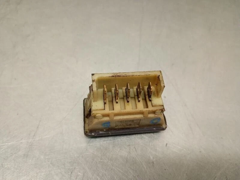 6J2 commande léve-glace avant droit pour TALBOT SOLARA 1.6 1980 5611478 - Photo 4/4