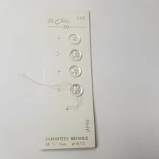 Vintage Le Chic Two Hole Flat Button New Old Stock White Flower MCM 60s 70s
