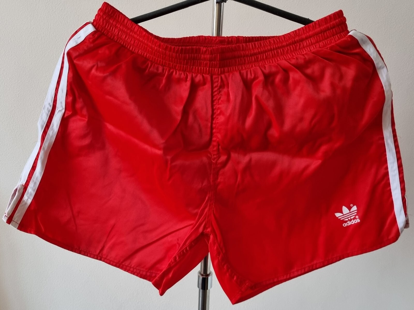 Vintage Adidas Originals retro Red shorts size Medium | eBay