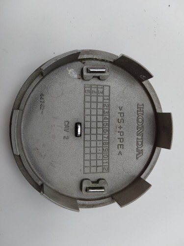 OEM Honda Center Hub Cap Silver 44742-T7W-A01 - Picture 6 of 9