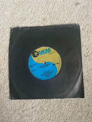 BARRY RYAN WITH THE MAJORITY - LOVE IS LOVE/I'LL BE ON MY WAY DEAR -  7'' VINYL W