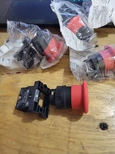 US Stock XB2-BE102C 1 NC Momentary Mushroom Head Push Button Switch N/C Red