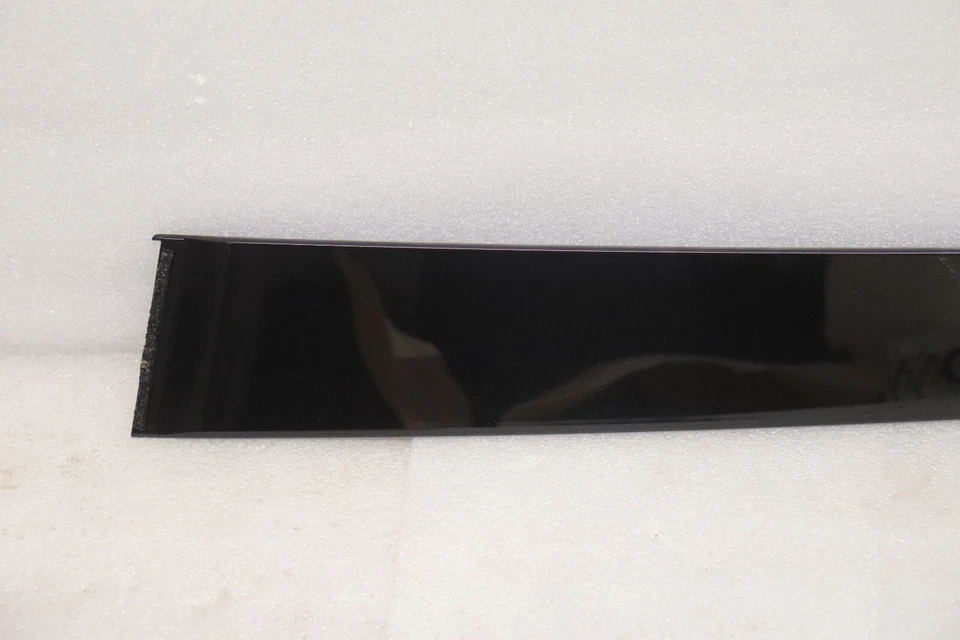 2012-2013 Infiniti M35h M37 M56 2014-2019 Q70 Cover Front Door SASH, RH - Image 4 of 4