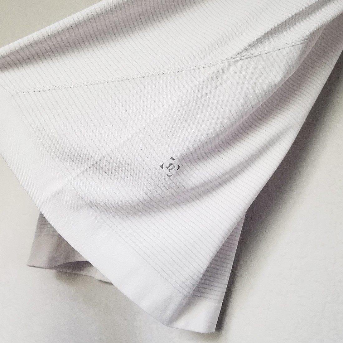 Lululemon Men’s XXL Metal Vent Tech Polo Shirt Off White Vented Breathable Golf thumbnail 9