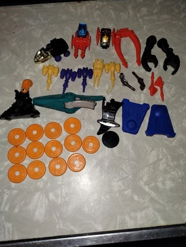Lot Of Vintage 1984 / 85  TOMY Starriors Action Figure Parts Lot 35 Parts .