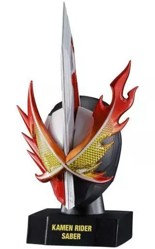 Kamen Rider Mask History Mini Figure Saber Brave Dragon Collectible