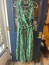 Tahari ASL Green White Geometric V-Neck Sleeveless Belted Wrap Maxi Dress 12