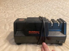 CHEF'S CHOICE 110 Knife Sharpener BLACK Professional Diamond Hone Electric Box