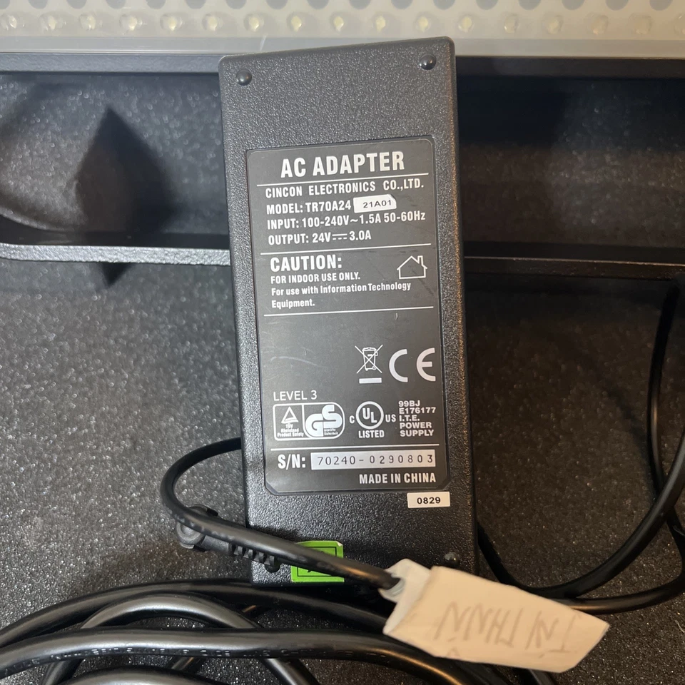 Litepanels 1x1 D-Flood LED Light Panel Model 3285 Power Supply Cords no bracket - Image 3 of 4