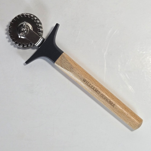 Williams Sonoma Rotary Pastry Cutter Crimper Edger Sealer Steel Wheel