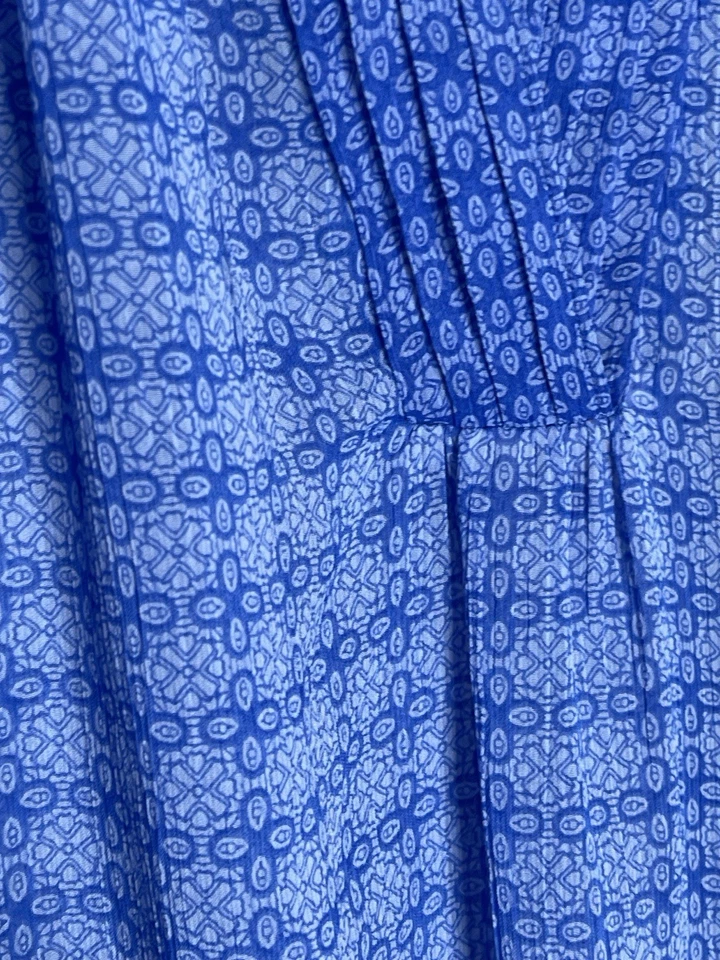 Blusa manga corta estampada azul St. John's Bay talla grande Foto 3 de 4