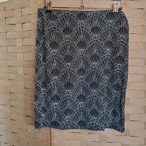 H&M Divided Mini Skirt Size Small Sparkling Stretch Elastic Waist