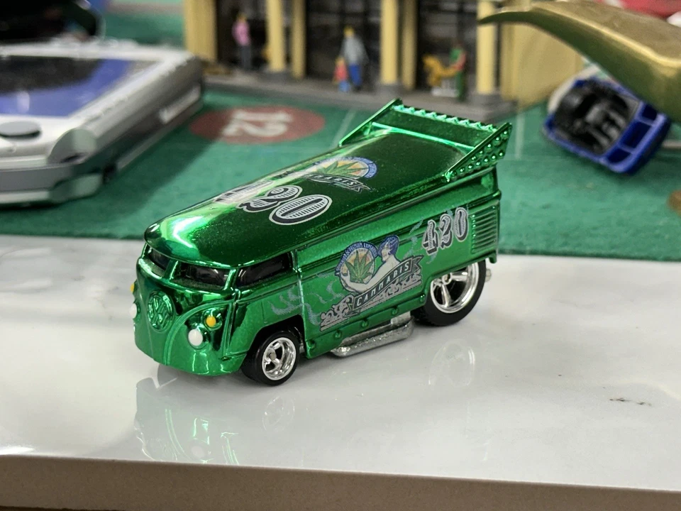 Hot Wheels VW Drag Bus 420 green weed pot leaf cannabis. Real Riders premium - Image 3 of 4
