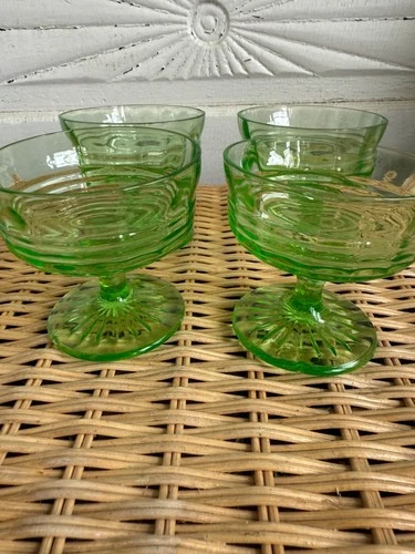 Vintage 30's Anchor Hocking Green Uranium Circle Pattern Dessert Cups Set of 4