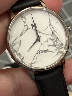 Mvmt Watch With 38mm White Crescent Marble & two sets Black  display picture 1