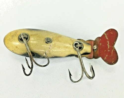 CCB CO. GARRETT INDIANA FISHING LURE GREEN - Picture 4 of 7