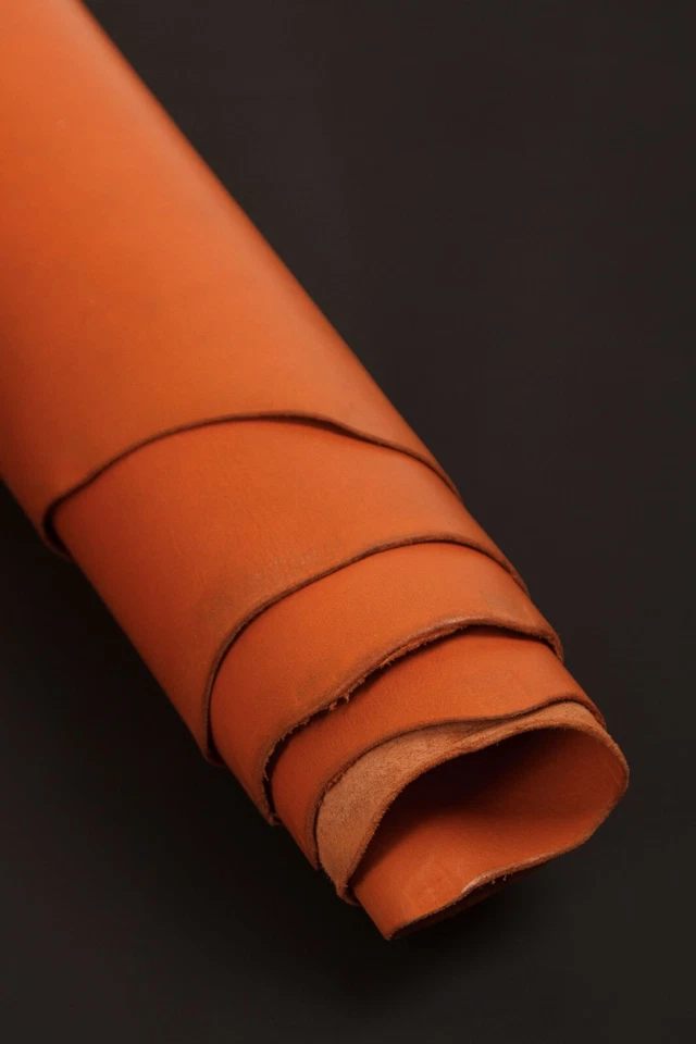 Piel de cuero naranja de grano completo - 1,8 mm (5 oz), curtida vegetal, 20-25 pies cuadrados Foto 2 de 4