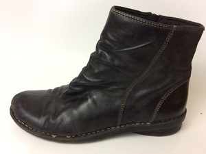 clarks nikki ankle boot