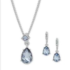 NEW GIVENCHY SILVER,BLUE PREMIUM CRYSTAL PEAR TEAR DROP EARRINGS & NECKLACE SET