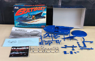 Polar Lights 1:25 Scale Plastic Model Kit BATMAN BATBOAT ROBIN ...