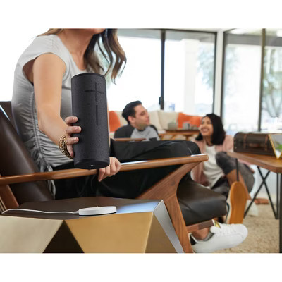 【完全防水・高音質】Ultimate Ears MEGABOOM 3 ブラック Amazon.com: Ultimate Ears MEGABOOM 3 Portable Wireless Bluetooth