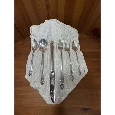 1847 Rogers Bros Eternally Yours Silverplate Flatware Set Service for 8