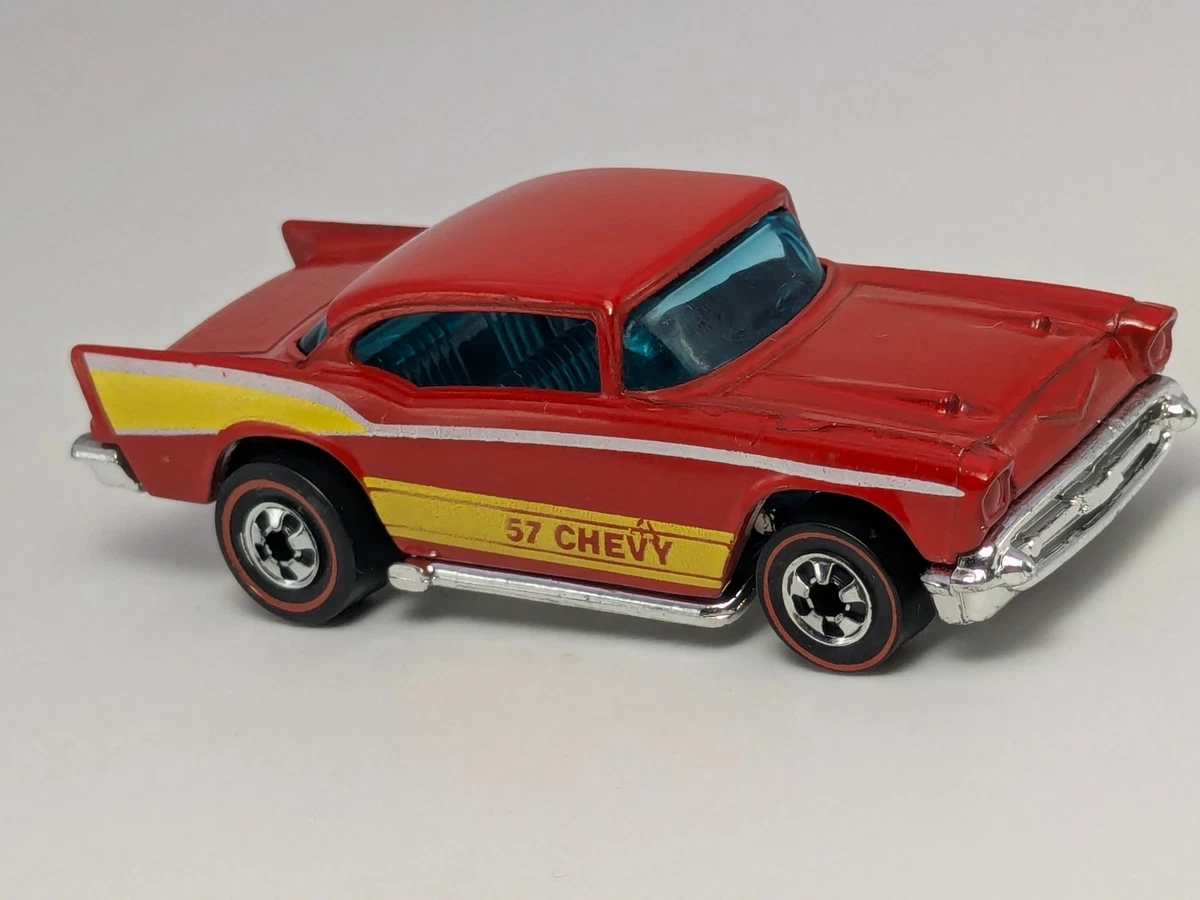 Hot Wheels Red 1957 Vehicle Year Vintage Manufacture Diecast Cars