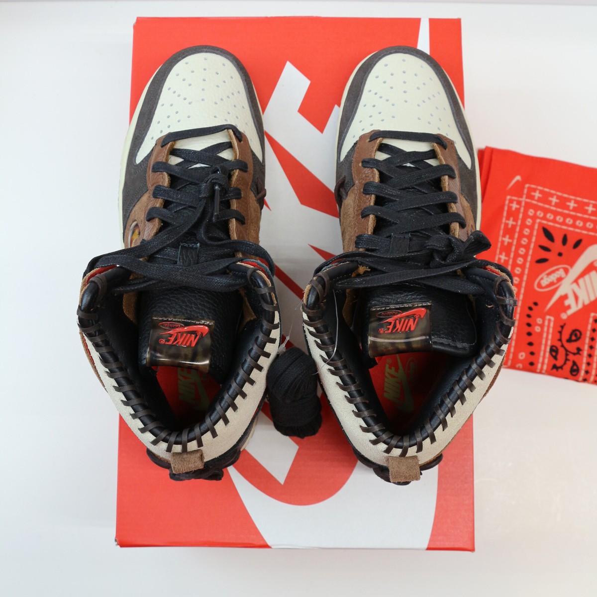 Nike Bodega x Dunk High Legend Men's size 9 CZ8125-200 w/ bandana