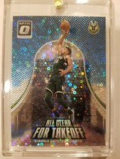 2017-18 Optic Giannis Antetokounmpo All Clear For Takeoff Fast Break Holo Prizm