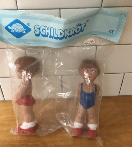 NEW IN ORIGINAL PACKAGE Schildkrot German rattle dolls 2 girls swimsuit RARE - Picture 9 of 10