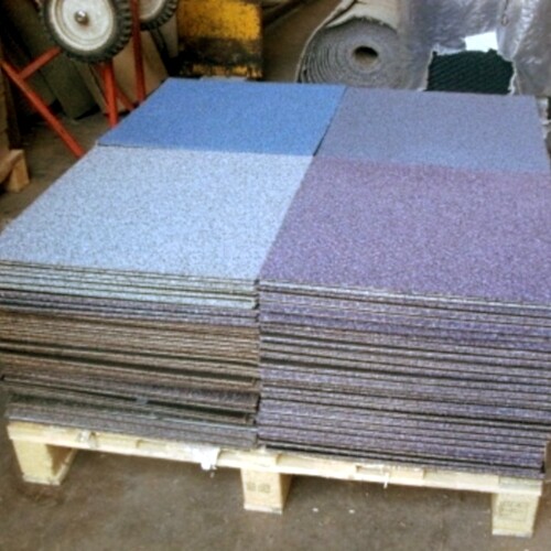 Palette mixte de carreaux de tapis de qualité commerciale lourds - Photo 1/2