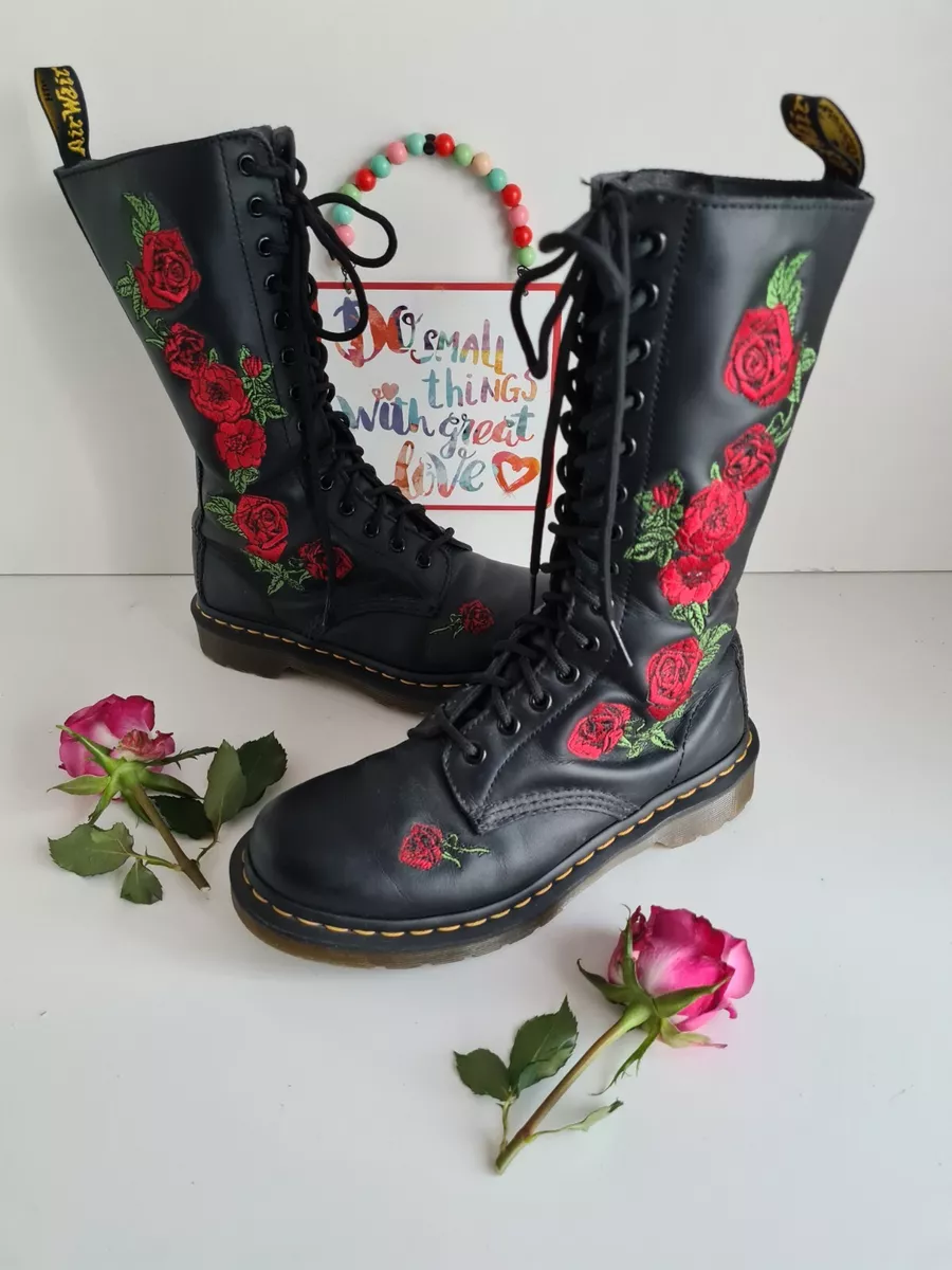 Vonda 14 hotsell eye boot