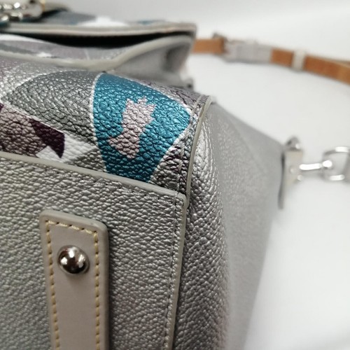 Disney Dooney & Bourke 100 Years Special Moments Satchel Bag 2023 Good - Picture 11 of 20