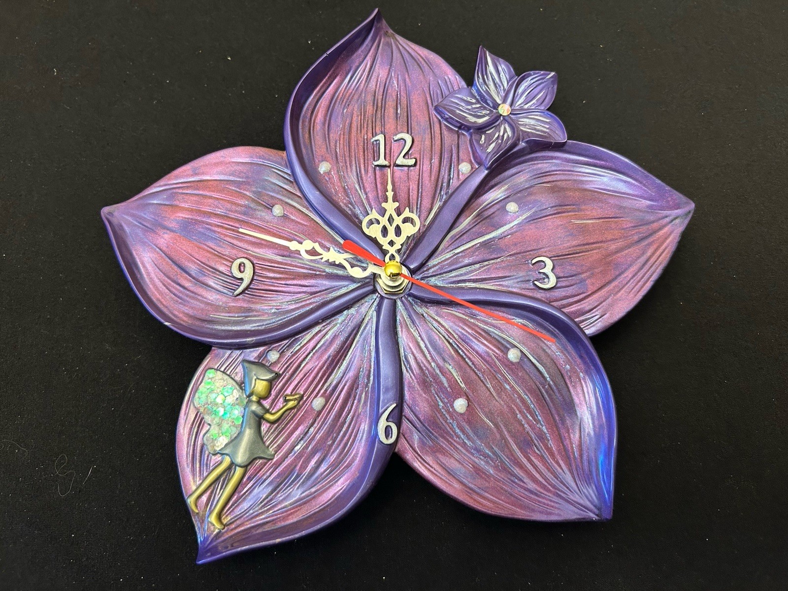  Handmade Resin Floral Fairy Wall Clock