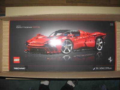 LEGO  42143 Ferrari Daytona SP 3