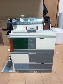 LEGO 10251 Brick Bank Building Only Junk