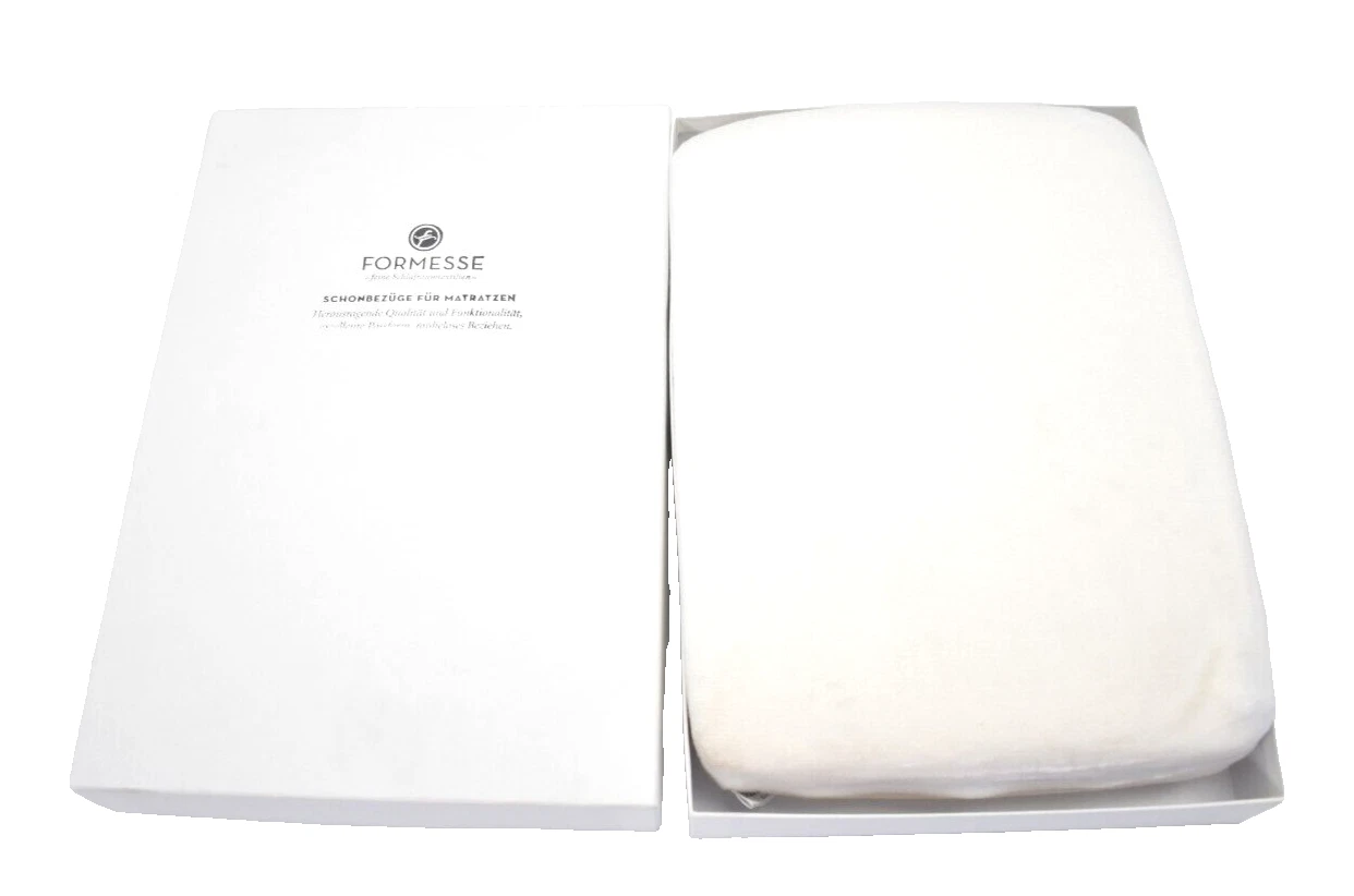 Formesse Mattress Cover Protector Mini Size White Bedding Protection