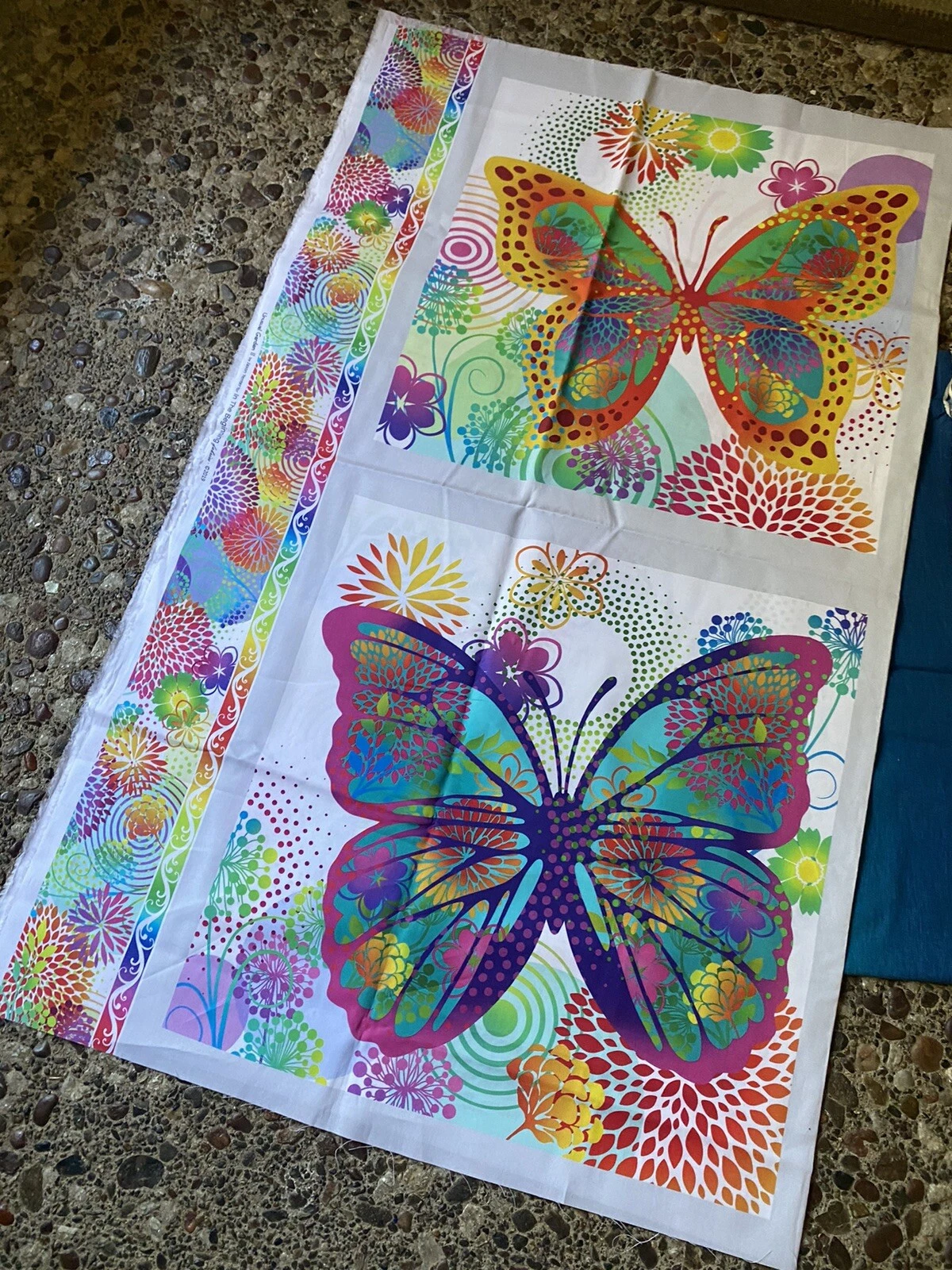 Fabric Lot Garden II Butterfly Brights PANEL Jason Yenter / #11216 Ombre Daiwabo - product detail image 2