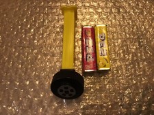 VINTAGE HOT-WHEELS TIRE COLLECTORS PEZ CANDY DISPENSER