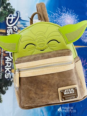 Disney Parks Loungefly Exclusive Yoda Mini Backpack Star  display picture 2