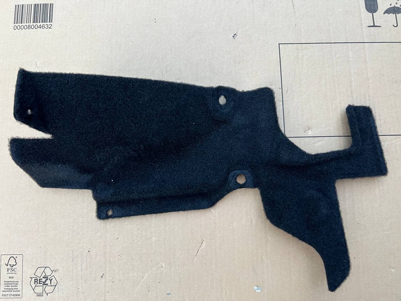 Maserati Ghibli 2017 OEM Right Rear Trunk Compartment Mat – 670019508