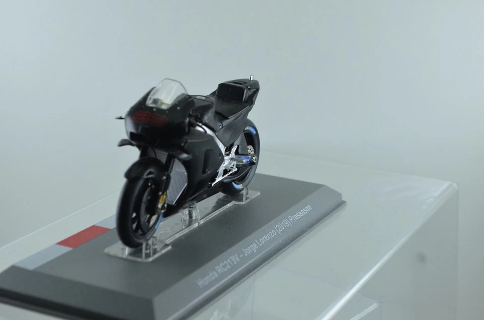 ALTAYA MOTOGP AU 1/18 MOTO HONDA RC213V JORGE LORENZO 2019 PRESEASON - Photo 2/4