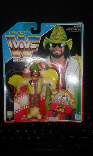 WWF RANDY SAVAGE MACHO MAN MOC HASBRO  Wrestling F...