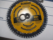 DEWALT 7-1/4-in 60-Tooth Fine Finish Tungsten Carbide-tipped Steel Circular Saw