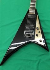 Chitarra elettrica FERNANDES JS-100 OR 110 Black Made in Japan anni 80 tipo RRV