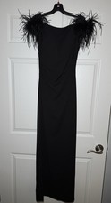 Xscape Evenings Off-The-Shoulder Feather-Trim Velvet Gown NWT size 4 Black