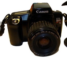 CANON EOS Rebel S II 35mm Film Camera w/35-80mm 1:4-5.6 Lens Working Excellent