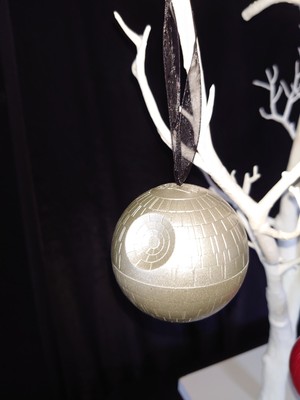 Star Wars Todesstern Christbaumschmuck zum Aufhängen weich gold