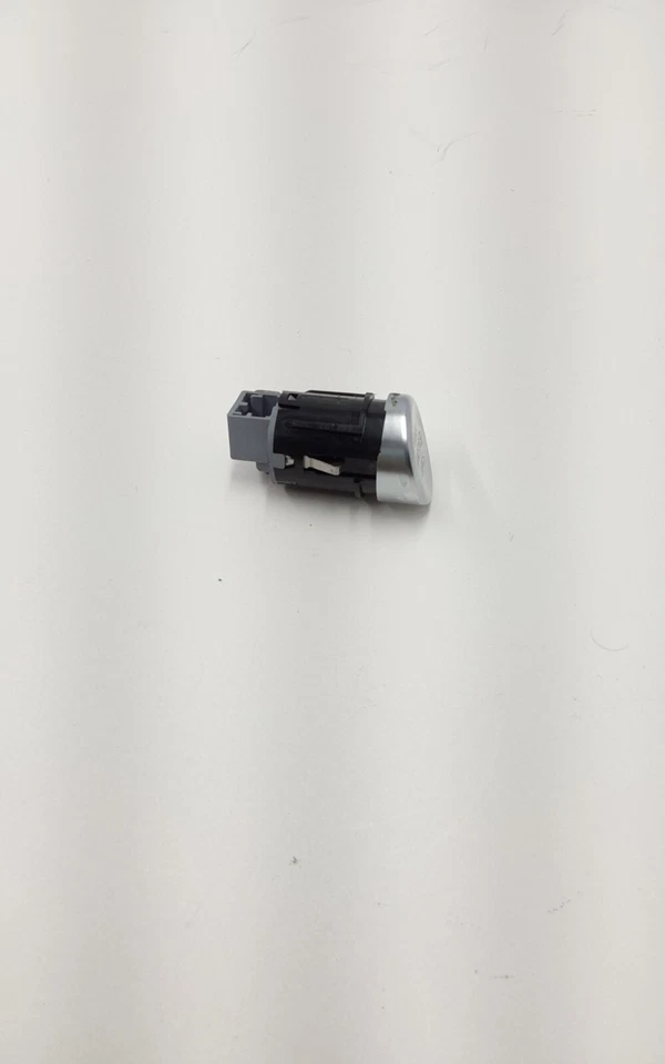2019 Volkswagen Passat Ignition Switch keyless ignition OEM - Image 4 of 4
