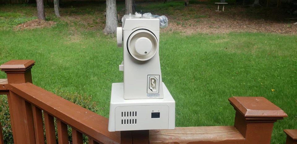 Mint Necchi Italy Model Type 559 Sewing Machine With Foot Pedal 230 Volt - Image 4 of 4